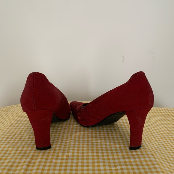 Red Embroidered Heels - Picture 3 of 5